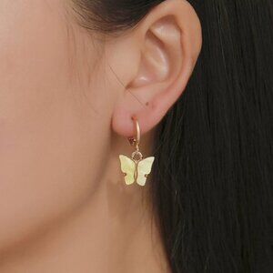 Brand new yellow cute butterfly earrings